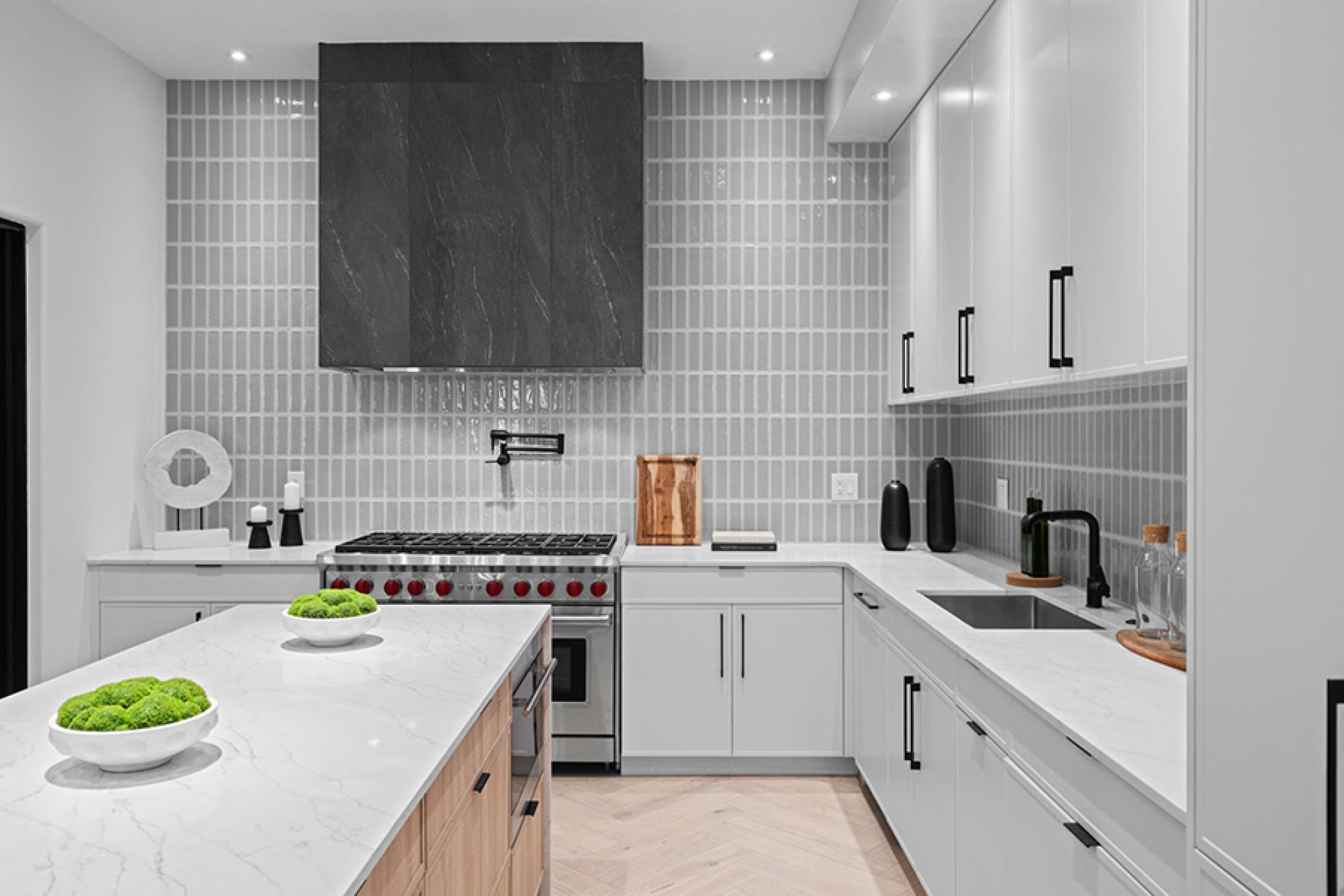 9-web-or-mls-1513-pine-st-a-corner-unit